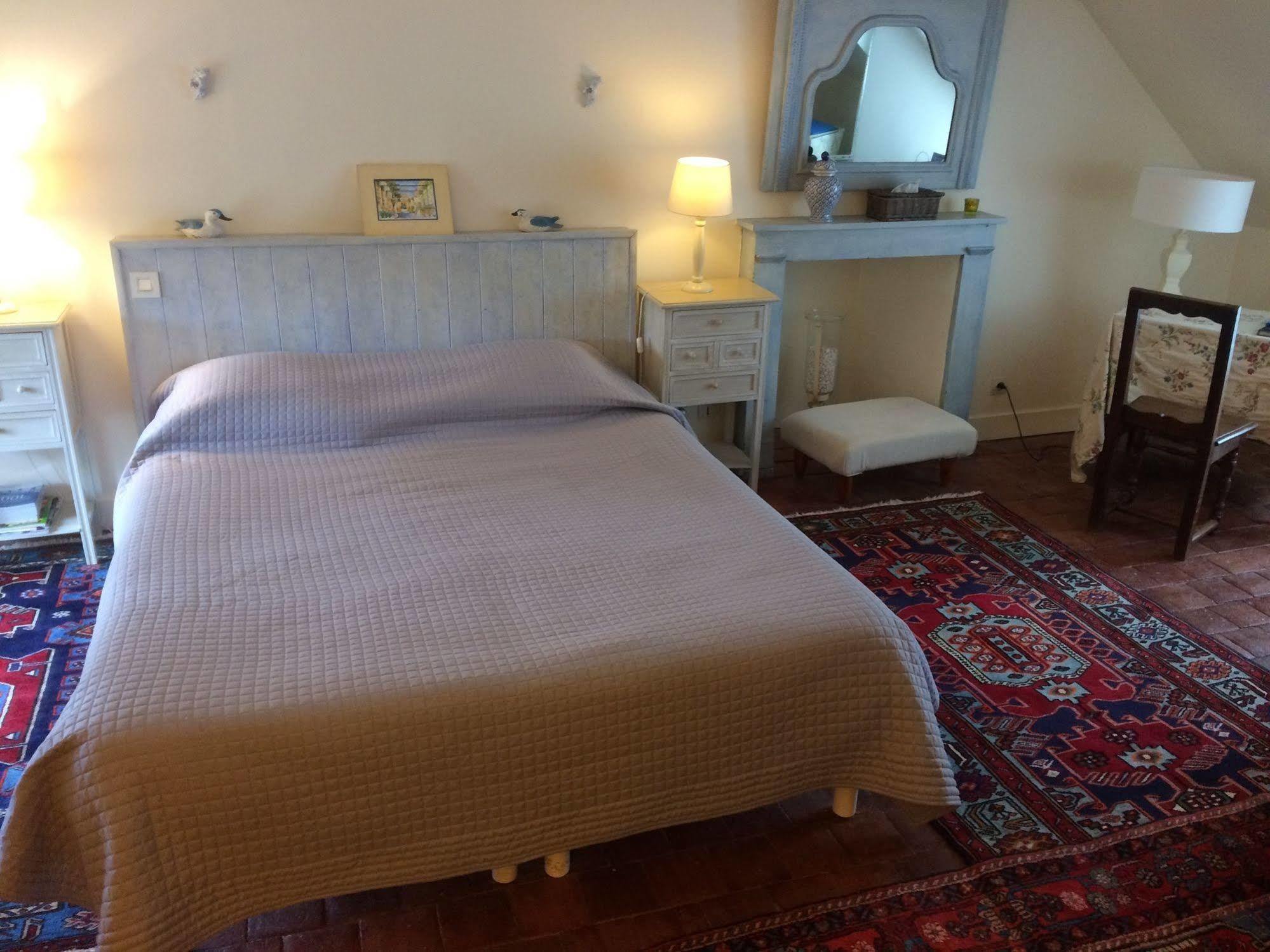 Le Beguinage Bed & Breakfast กูร์-เชอแวร์นี ภายนอก รูปภาพ