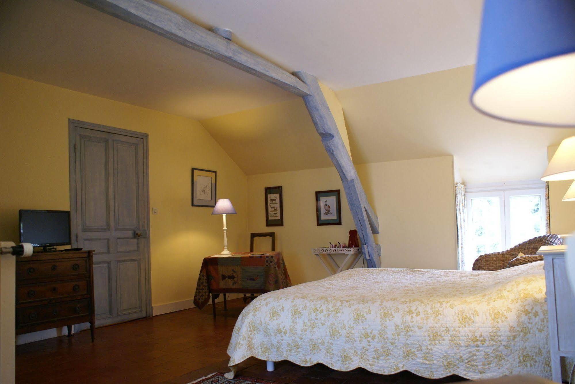 Le Beguinage Bed & Breakfast กูร์-เชอแวร์นี ภายนอก รูปภาพ