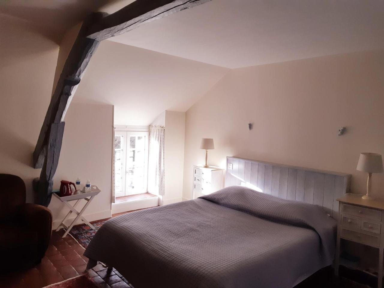 Le Beguinage Bed & Breakfast กูร์-เชอแวร์นี ภายนอก รูปภาพ