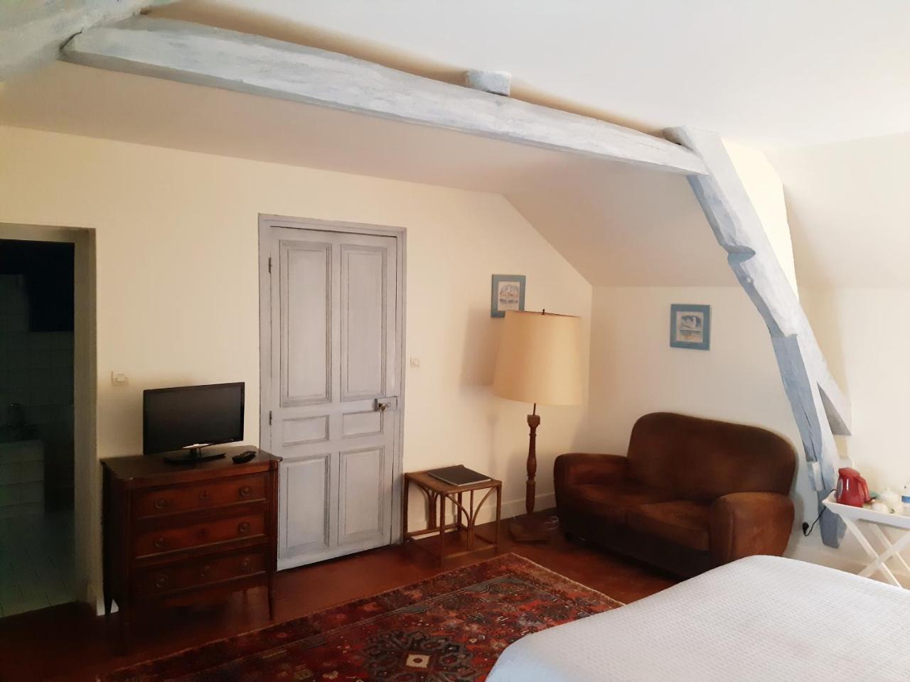 Le Beguinage Bed & Breakfast กูร์-เชอแวร์นี ภายนอก รูปภาพ